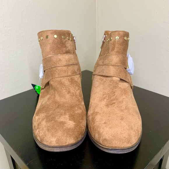 a.n.a Cognac Alford Ankle Boot size 9.5W - Picture 5 of 9